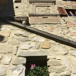https://al-castello-di-urbech.it-tuscanyhotel.com